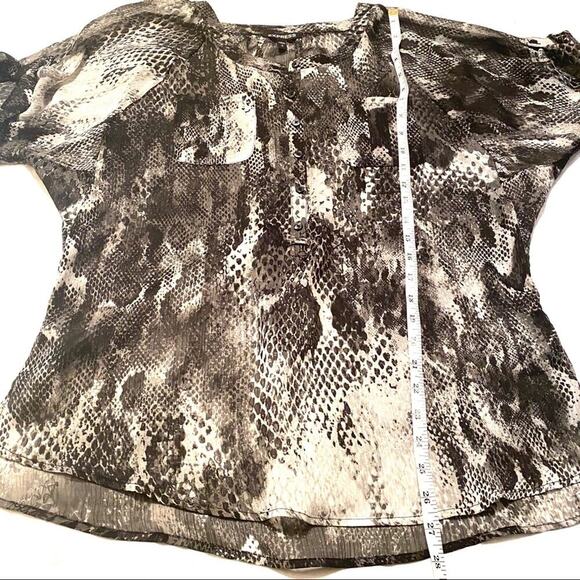 Express Snakeskin Semi Sheer Lined Career Party Top Blouse Women’s S Small - Picture 6 of 8